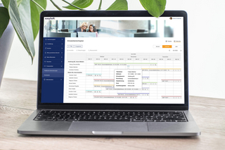 Der Einsatzbereichsplan in easySoft 5 ist auf einem Laptop zu sehen